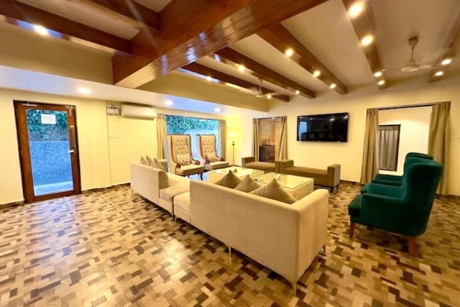 Hitai Beach Villa 7BHK